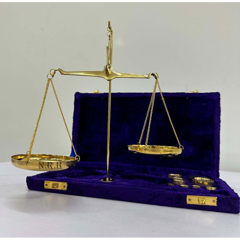 Old Traditional Goldsmith Weight Justice showpiece Brass Weighing Scale Balance