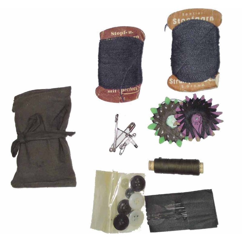 Original Bundeswehr Travel Sewing Kit Sewing Kit Bag with Contents