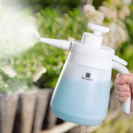 Meshpot 0.4 Gallon Garden Pump Sprayer, Easy to Fill with One Finger, 50 oz Small Water Sprayer Provide 3 Spraying Patterns, Handheld Weed Sprayer with Pressure Release Valve (1.5L White)