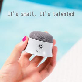 2-in-1 Mini MagSafe Bluetooth Speaker (3W) and Smartphone Desktop Stand, White