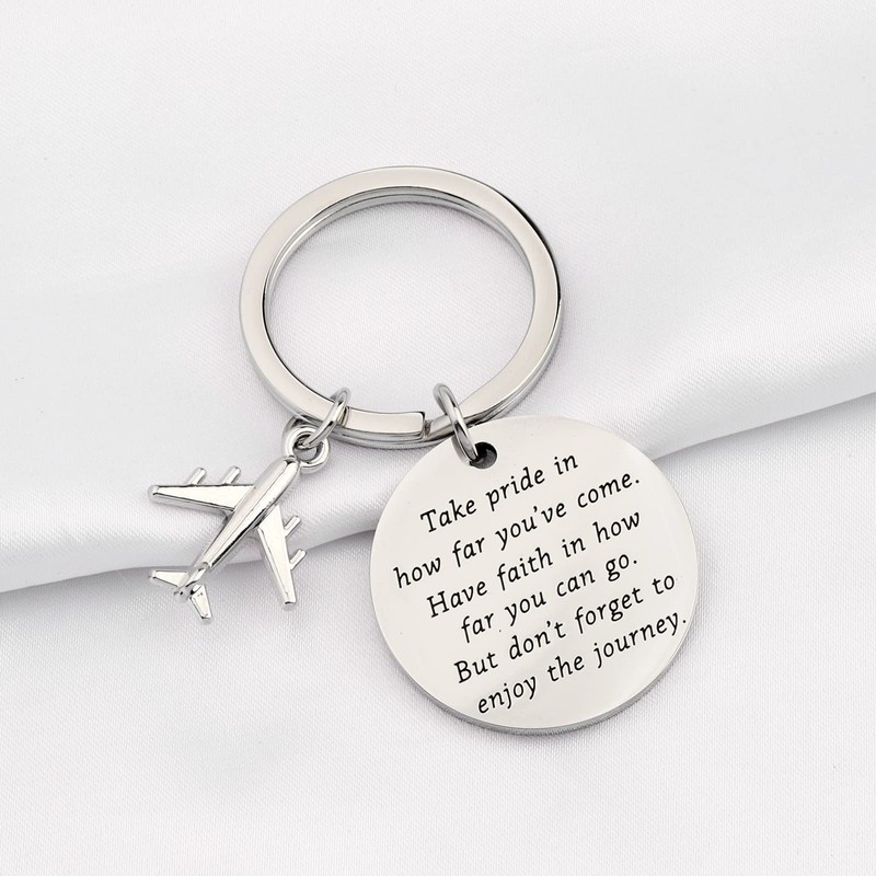FUSTMW Airplane Keychain Pilot Gifts Flight Attendant Graduation Gifts Aviation