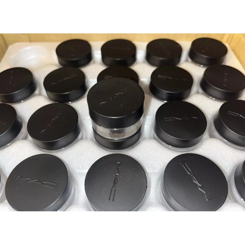MAC NEW MAC 4ML Plastic Makeup Dramming Jars w/Cap Assembled