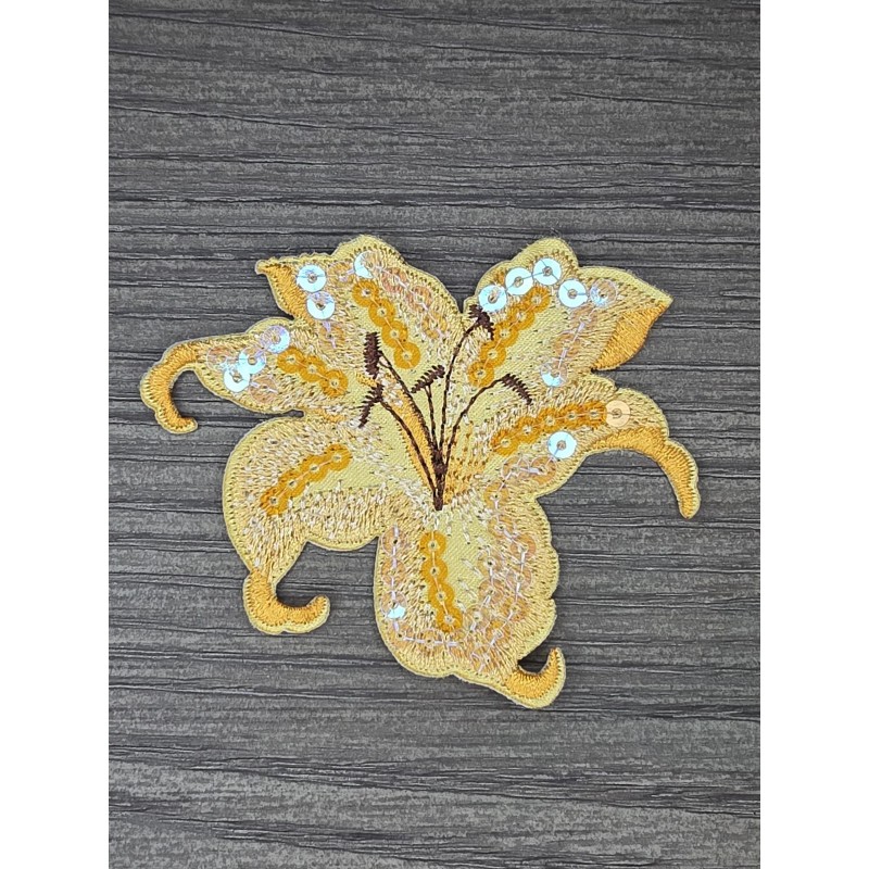 Unbranded YELLOW LILY SEQUIN FLOWER CUTE PLANT DETAILED IRON ON