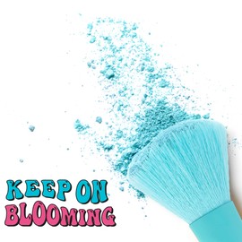 Legami - Set of 4 Brushes for Trucco, Oh My Glow, Tema Daisy, Include Powder Brush, Foundation Brush, Eyeshadow Brush, Eyeliner Brush, 100% Vegan, Size XS