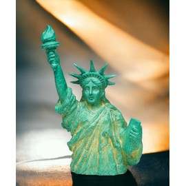 Cosmos Gifts Fine Porcelain Statue of Liberty Tabletop Night Light Figurine, 11 in