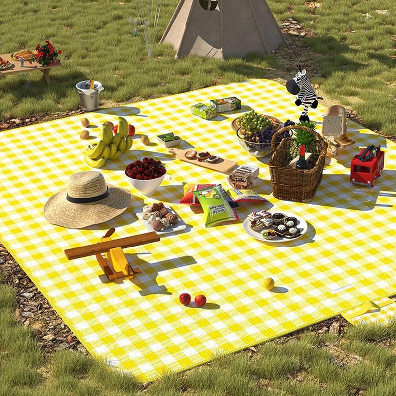 CHENGZI Thickened picnic mat outdoor lawn camping portable (Yellow)