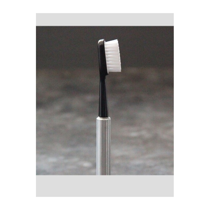 캘리쿠 HairbrushCaliquo Aluminum Teeth / Brosse &agrave; dents Caliquo en