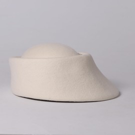 White Wool Felt Small Top Beret Fascinators Hats for Women Ladies Female Elegant Formal Cocktail Church Wedding Tea Party Dress Hat with Beaded