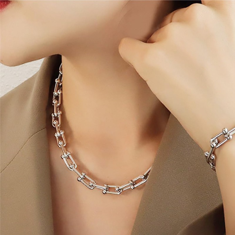 Qroza Women's Hardware U Chain, Anchor Chain, Graduated Necklace, Chain,