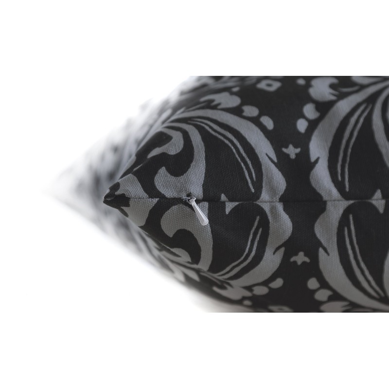 TreeWool (2 Pack Damask Accent Cushion Covers in Cotton Canvas