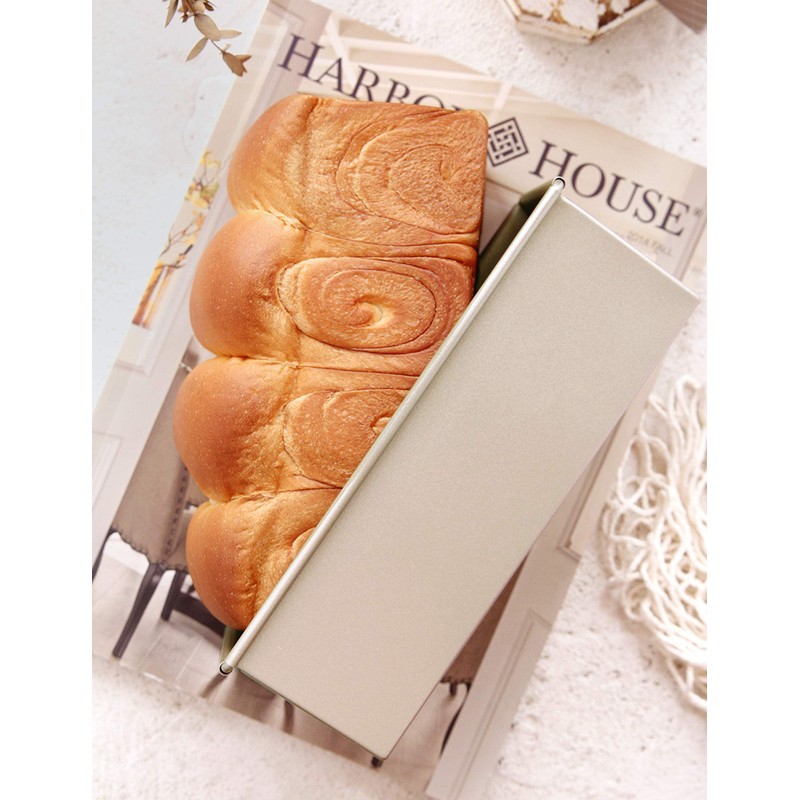 CHEFMADE Pullman Loaf Pan with Lip, 0.66 lb Dough Capacity