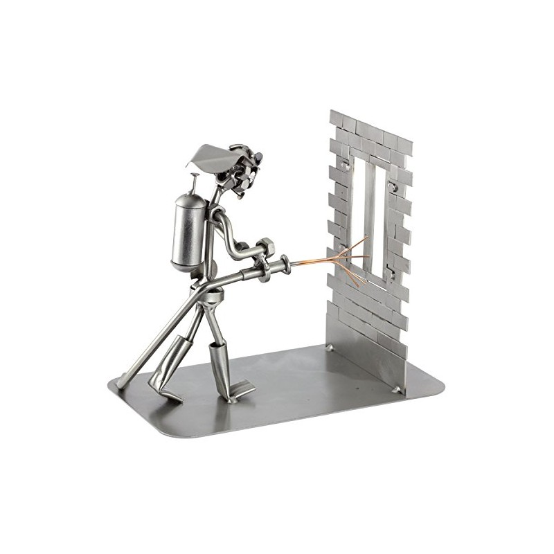 Steelman24 I Nuts and bolts sculpture Fireman House Call I