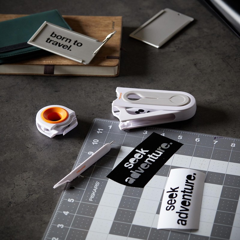 Fiskars® 3-in-1 Vinyl Multi-Tool and Weeder Tool