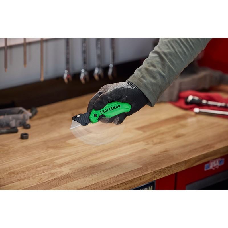 CRAFTSMAN High-Visibility Folding Utility Knife with 1 Blade (CMHT10352)
