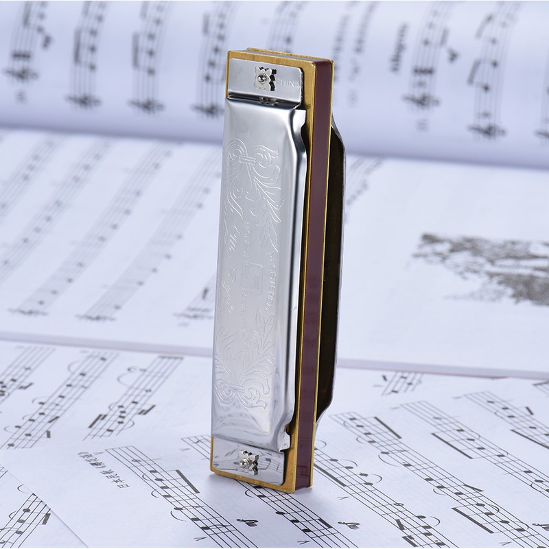 Suzuki 1072-B Folkmaster Standard 10-Hole Diatonic Harmonica Key of B
