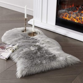 JXLOULAN Faux Lambskin Sheepskin Rug, Grey, 50 x 80 cm, Soft Fluffy Rug, Living Room Decoration, Longhair Fur, Imitation Lambskin Carpet for Chairs, Sofa, Bedroom, Children's Room