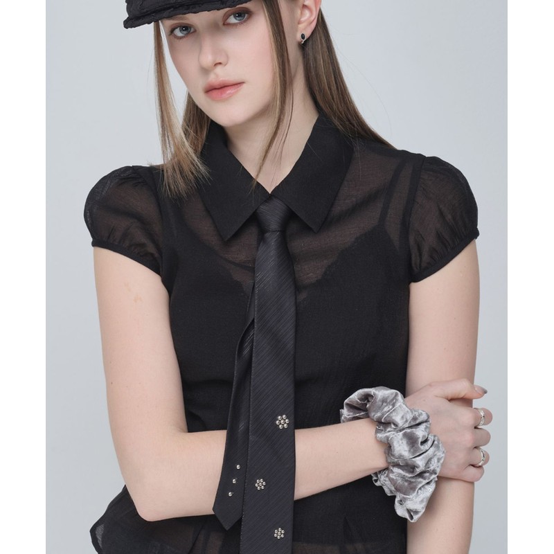 Jenadu Stud Flower Tie
