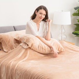 Berkshire Blanket Classic VelvetLoft® Warm Sheet Set, Twin Size Sheet Set, 3 Piece Velvety Soft Heavyweight Flannel Bedding with Deep Pockcets (Twin)