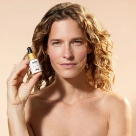 Isdinceutics Melaclear Sérum Corrector que Unifica el Tono 15 ml para Todo Tipo de Piel