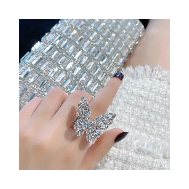 Dtup Elegante Anillo Gran Mariposa Alas Plata S925 Con Circonios