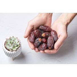 US Snacks Premium Quality Medjool Dates With Pits, California Desert Grown Dates - 2 Pound