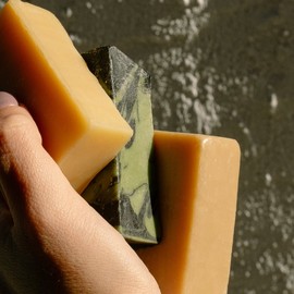 Ahal Bio Cosmética 3 Pack - Jabones Faciales, JABÓN FACIAL DE LECHE DE CABRA / JABÓN FACIAL DE CARBÓN ACTIVADO / JABÓN FACIAL DE MIEL MAYA