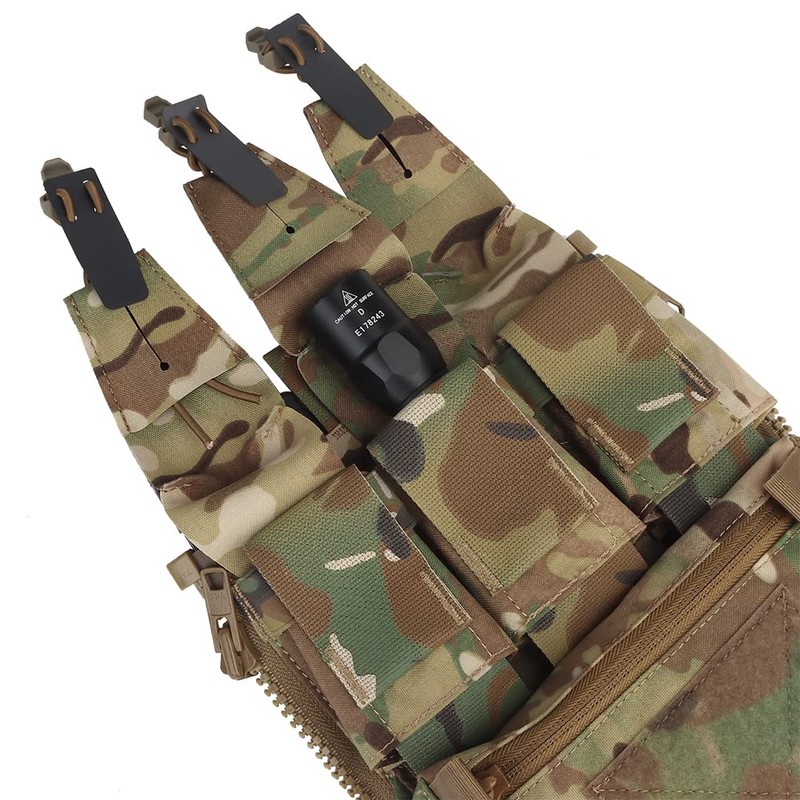 MOLLE Back Panel Banger Zipper on Pouch Triple Mag Holder