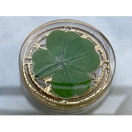 Real Four Leaf Clover Good Luck Pocket Token, Preserved, 1.25”, Including Metal Ornament (Magic Circle of The Sun)