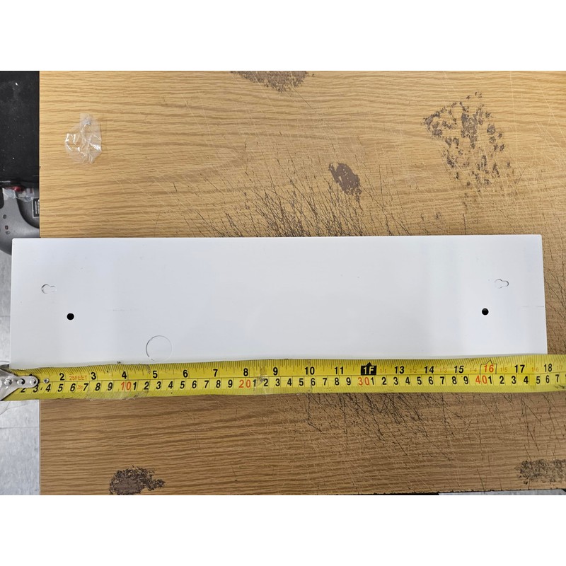 18" Quorum Fluorescent Under Cabinet Counter Closet Light White Lamp