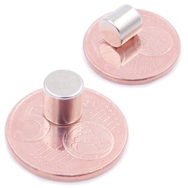 Brudazon 10 Mini Disc Magnets 7 x 7 mm N52 Strongest Level Neodymium Magnets Ultra Strong Power Magnet for Model Making, Photo, Whiteboard, Notice Board, Fridge, Crafts, Magnetic Disc Extra Strong