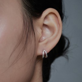 [D.Silver] Silver 925 twin line one-touch earrings silver / [D.Silver] 실버925 트윈 라인 원터치 귀걸이 실버