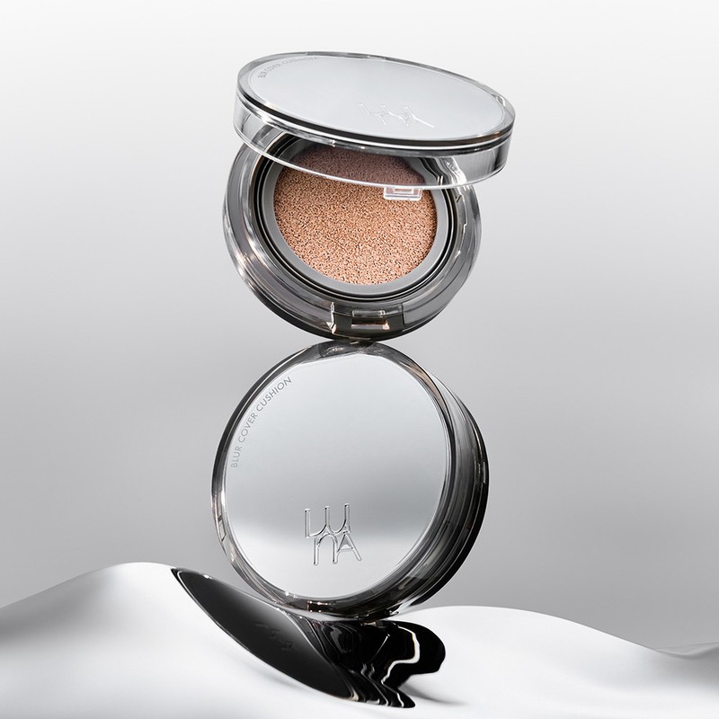 Luna Blur Cover Cushion Product + Refill 12g (SPF 40