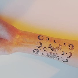 tuzuru 5 Pcs Tattoo Stickers One Point Fashion Crescent Moon English