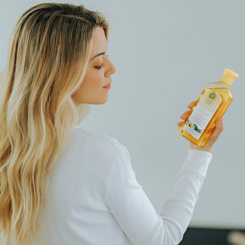 Chamomile Intea Shampoo 250 ml and Shampoo Gift Alike