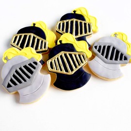 ½ Dz. Knight’s Helmet Cookies! Perfect for Tournaments Amongst Champions! Birthday, Graduation, Bridal Shower Party Favors, Thank You, or Baby Gift!