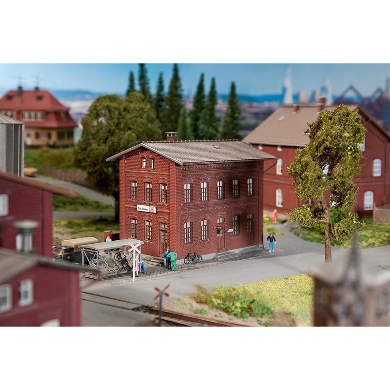FALLER FA120235 - DB-Verwaltungsgebäude