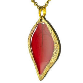 TAMI Dije Dorado para Mujer con Hoja de Bugambilia Roja - Collar Hecho a Mano con Flor Natural y Naturaleza Muerta - Accesorio de Joyería Artesanal
