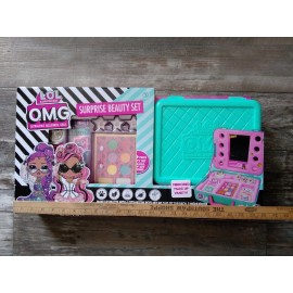 MGA Entertainment LOL Surprise OMG Surprise Beauty Set 75 + Pieces Body Art Lip Gloss & more New