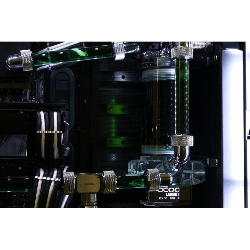 Alphacool Laing DD310 Pump, Black