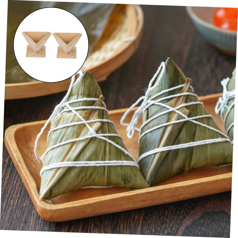 LABRIMP 2Pcs Wooden Rice Ball Molds Triangle Moulds for Rice