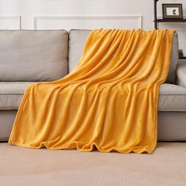 MIULEE Cuddly Blanket, Fluffy Blanket, Fleece Blanket, Couch Blanket, Fluffy Throw, Microfibre Bedspread, Sofa Blanket for Bed, Sofa, Bedroom, Office, 130 x 150 cm, Yellow