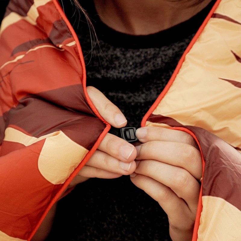 Bedvcaty Camping Blanket, Puffy Waterproof Travel Blanket, Warm Cozy Picnic