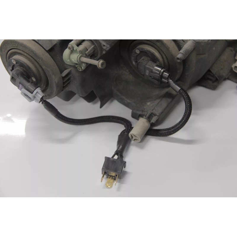 MiataSource Miata NB1 to NB2 Headlight Adapter Harness