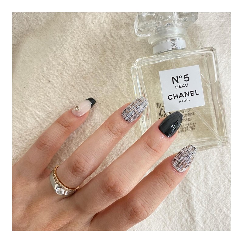Black Tweed Nail Tips - Lipstick / 블랙트위드 네일팁 -