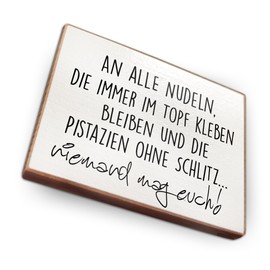 Beech Wood Fridge Magnets with Sayings (An alle Nudeln die immer im Topf)
