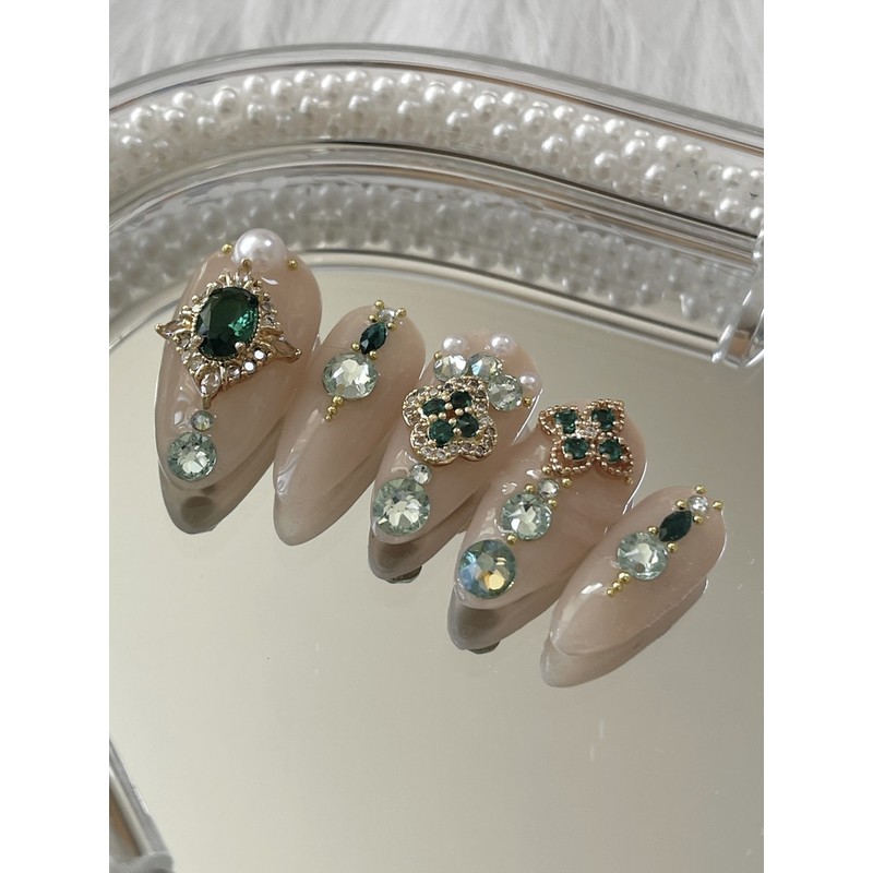 Blanca handmade nail tips - Long point (stiletto) / 블랑카