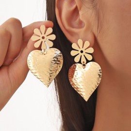 Gold Flower Statement Earrings for Women Boho Large Flower Dangle Earrings Floral Petal Earrings Exaggerated Flower Drop Earrings Lightweight Jewelry Gifts for Girls