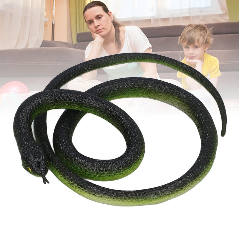 2 Set Snake Prank with String Clip Lifelike Adult Clip