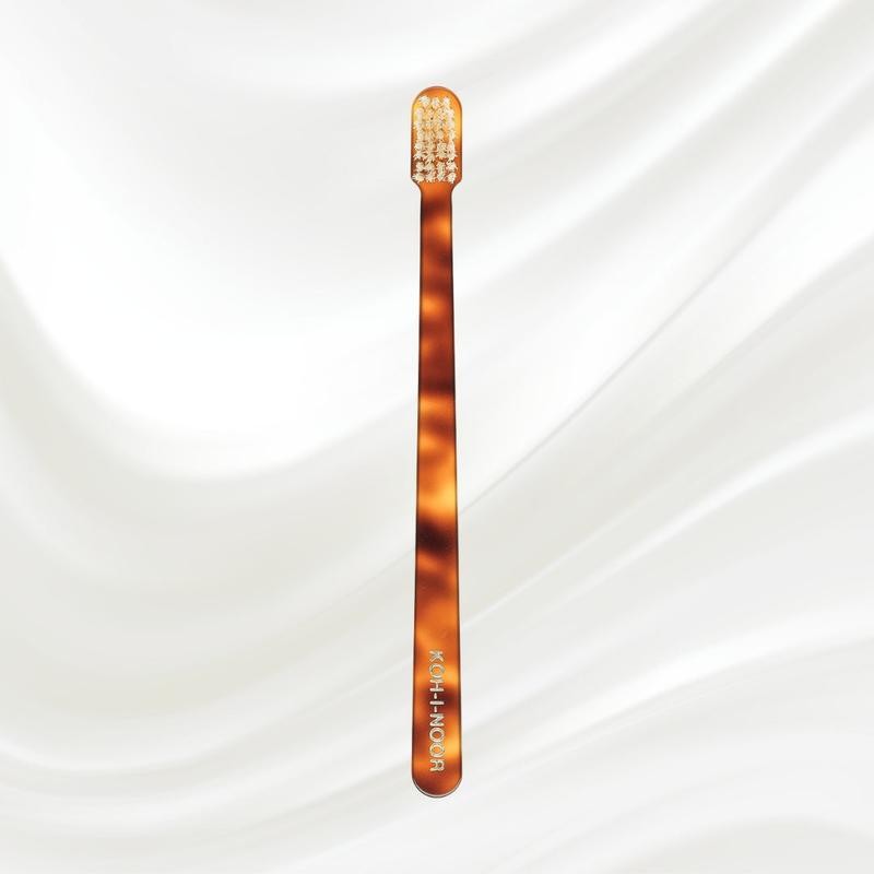 Coccola Toothbrush with Natural Bristles - Medium - Color: Classic