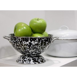 Golden Rabbit Enamelware - 3qt Colander (Black Swirl)